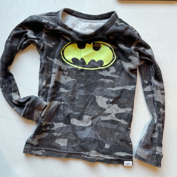 Batman 100% Organic Glow in the Dark PJ Set 5Y - Picture 3 of 7
